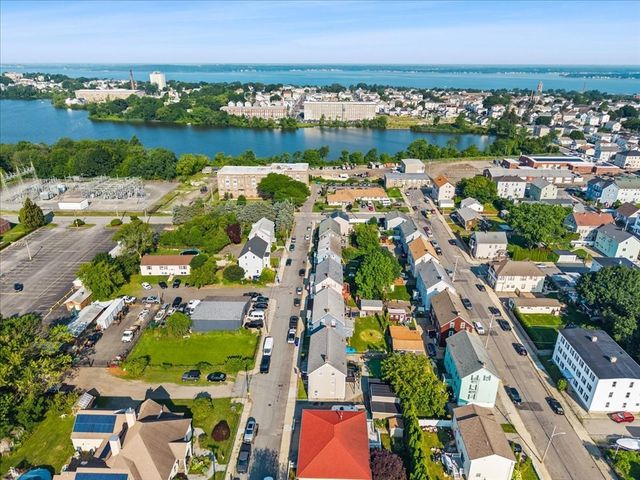 72 Tower St, Fall River, MA 02724