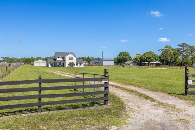 4245 HENRY J AVENUE, St Cloud, FL 34769