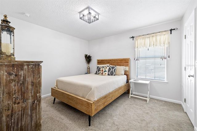 4245 HENRY J AVENUE, St Cloud, FL 34769