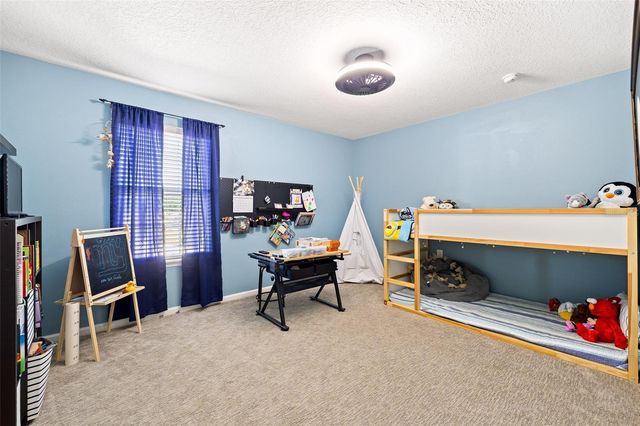 4245 HENRY J AVENUE, St Cloud, FL 34769