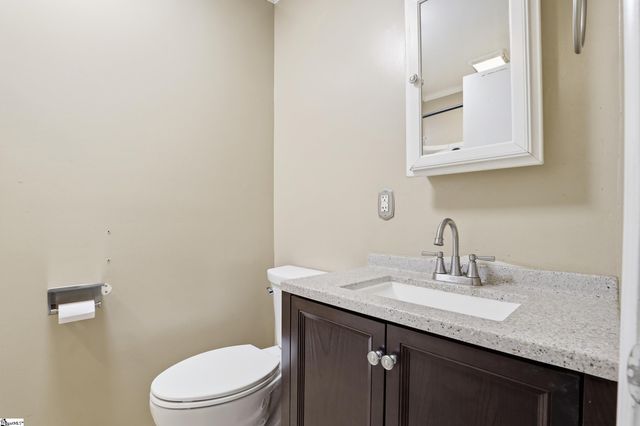 228 Washington Road, Cowpens, SC 29330