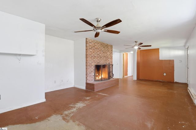 228 Washington Road, Cowpens, SC 29330