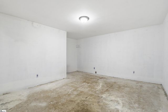 228 Washington Road, Cowpens, SC 29330