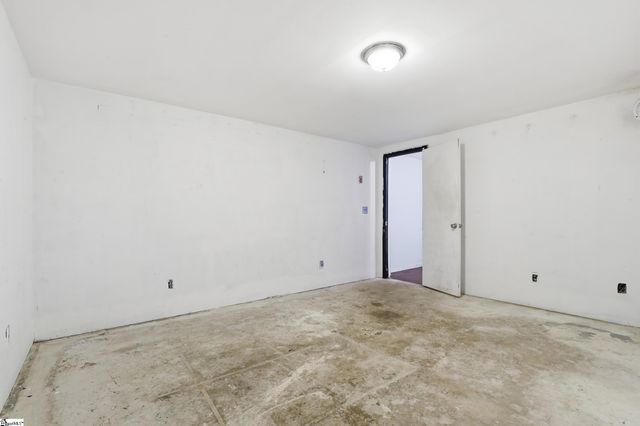 228 Washington Road, Cowpens, SC 29330