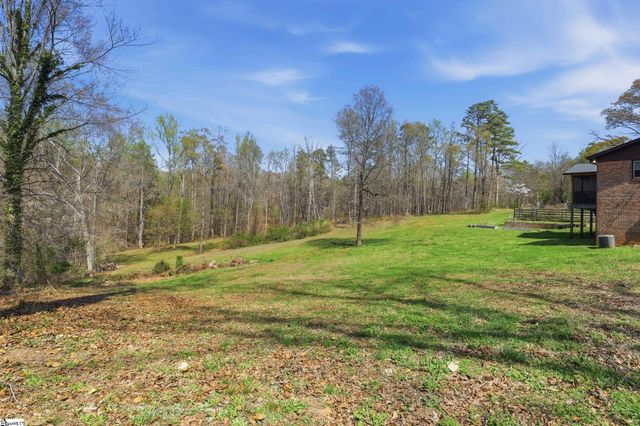 228 Washington Road, Cowpens, SC 29330