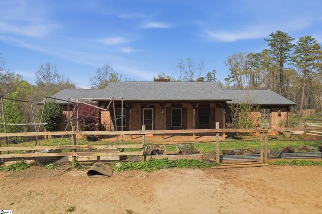 228 Washington Road, Cowpens, SC 29330