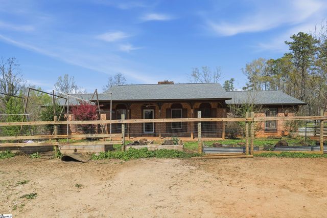 228 Washington Road, Cowpens, SC 29330