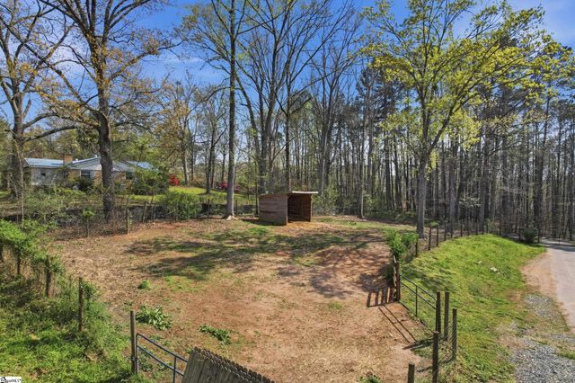 228 Washington Road, Cowpens, SC 29330