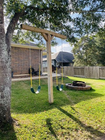 30565 Pleasant Oaks Drive, Magnolia, TX 77355