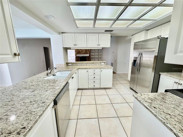 2804 WEDGEWOOD DRIVE, Plant City, FL 33566