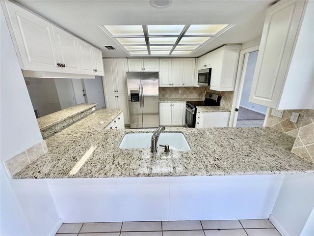 2804 WEDGEWOOD DRIVE, Plant City, FL 33566