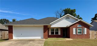 813 N 26th Street, Rogers, AR 72756