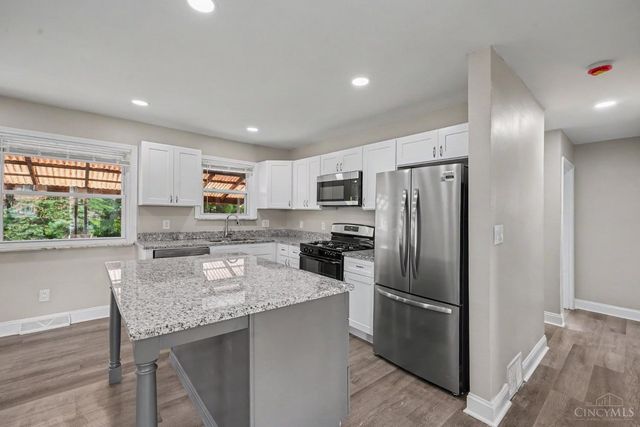 3260 Harry Lee Lane, Colerain Twp, OH 45239