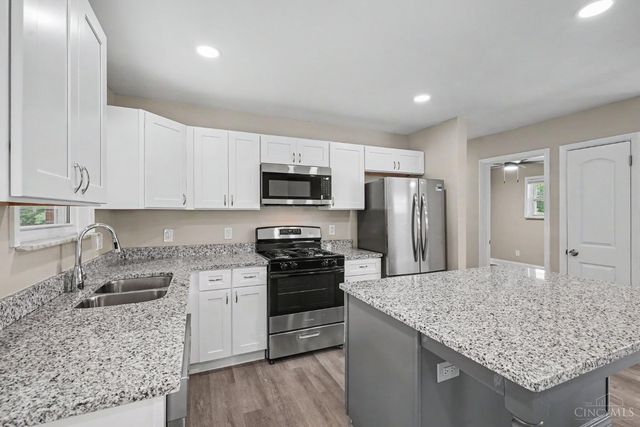 3260 Harry Lee Lane, Colerain Twp, OH 45239