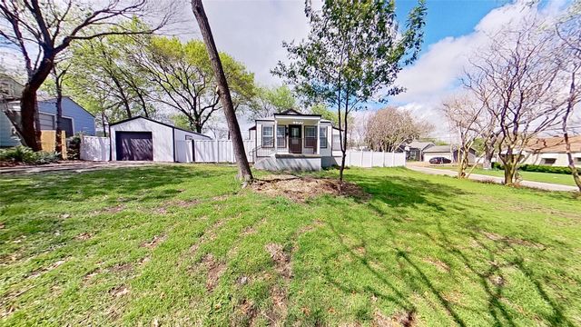 4400 Byrd Drive, River Oaks, TX 76114