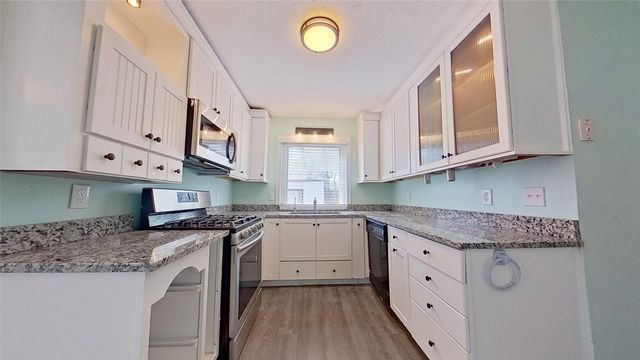 4400 Byrd Drive, River Oaks, TX 76114