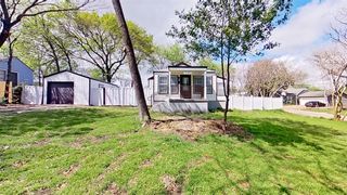 4400 Byrd Drive, River Oaks, TX 76114