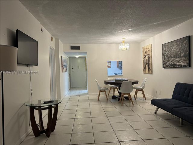 2200 E Hallandale Beach Blvd 605, Hallandale Beach, FL 33009