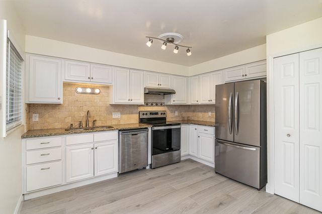 446 Timberlake Drive, Melbourne, FL 32940