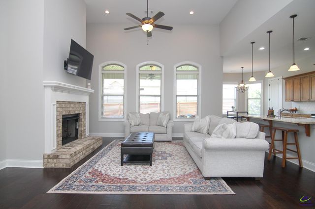 116 Fortune Way, Bonaire, GA 31005