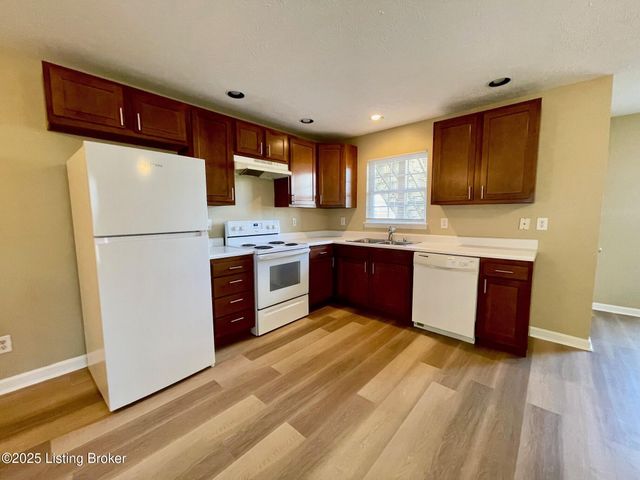 2650 LIndsay Ave 3, Louisville, KY 40206