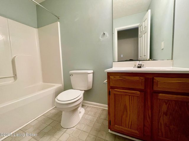 2650 LIndsay Ave 3, Louisville, KY 40206