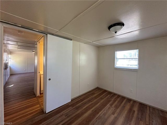 7849 Suncoast DR, North Fort Myers, FL 33917