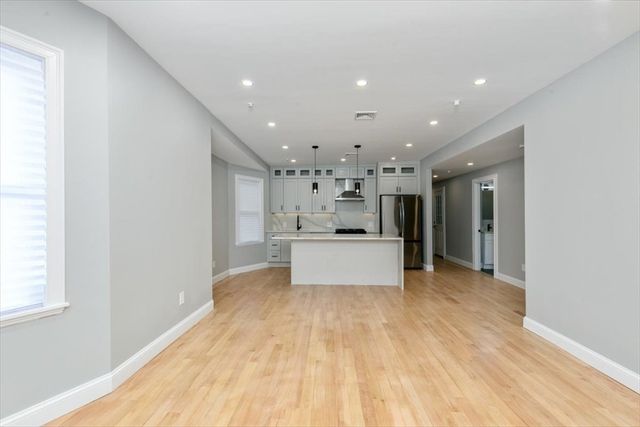 755 Boylston St 2, Brookline, MA 02467