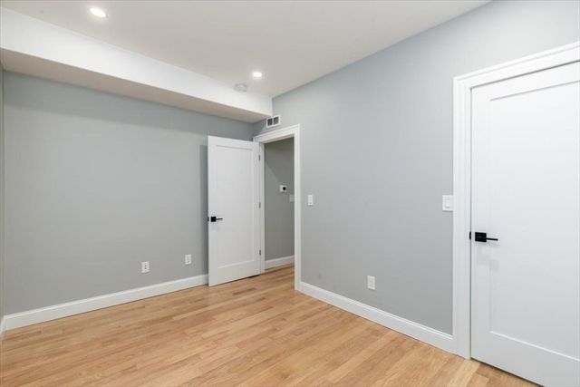 755 Boylston St 2, Brookline, MA 02467