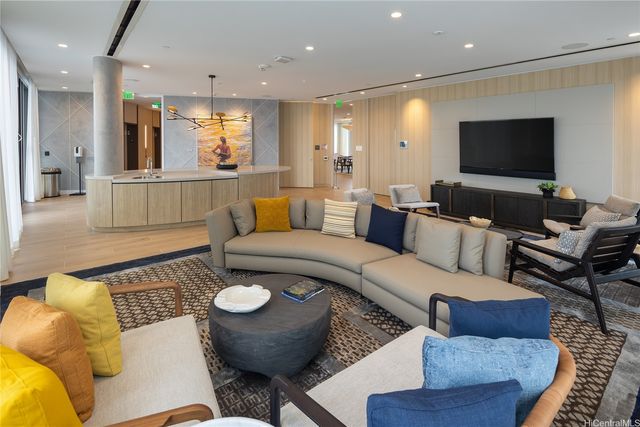 987 Queen Street 3014, Honolulu, HI 96814