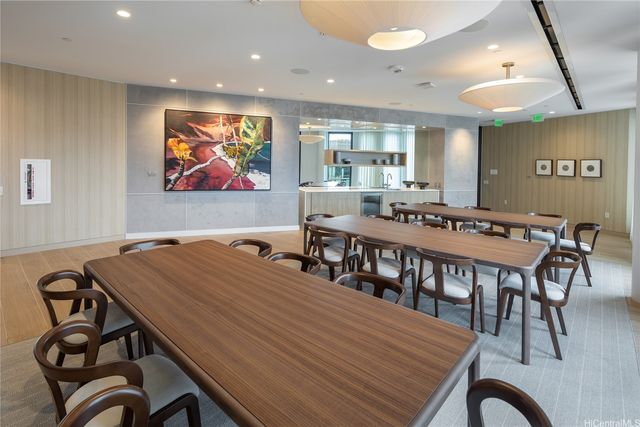 987 Queen Street 3014, Honolulu, HI 96814