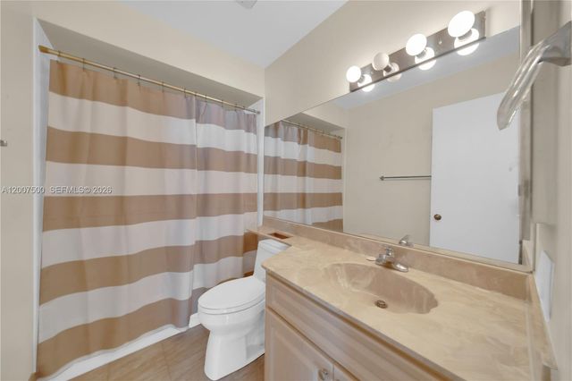 11435 SW 133rd Ct 64-4, Miami, FL 33186