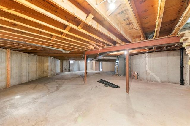 11415 Minor Drive, Kansas City, MO 64114