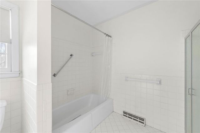 11415 Minor Drive, Kansas City, MO 64114