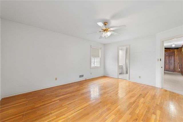 11415 Minor Drive, Kansas City, MO 64114