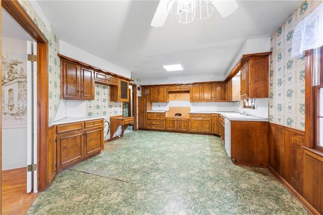 11415 Minor Drive, Kansas City, MO 64114