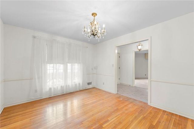 11415 Minor Drive, Kansas City, MO 64114