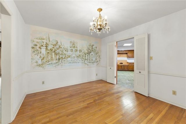 11415 Minor Drive, Kansas City, MO 64114