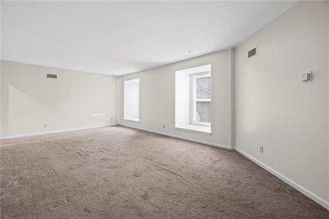 11415 Minor Drive, Kansas City, MO 64114