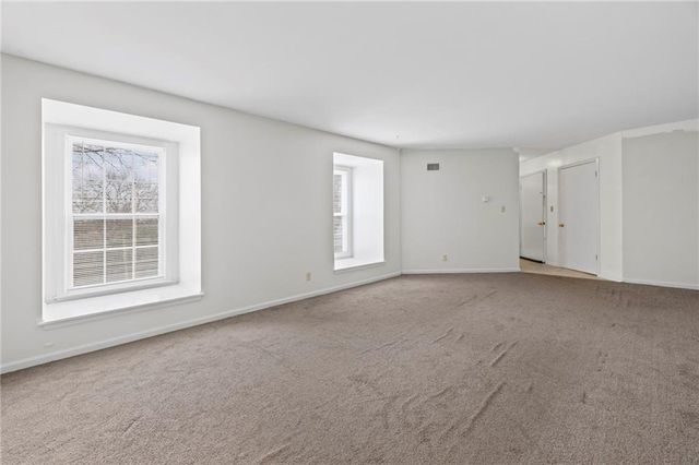 11415 Minor Drive, Kansas City, MO 64114