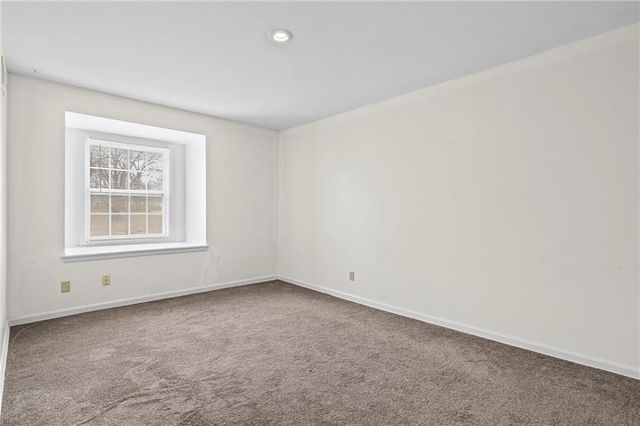 11415 Minor Drive, Kansas City, MO 64114