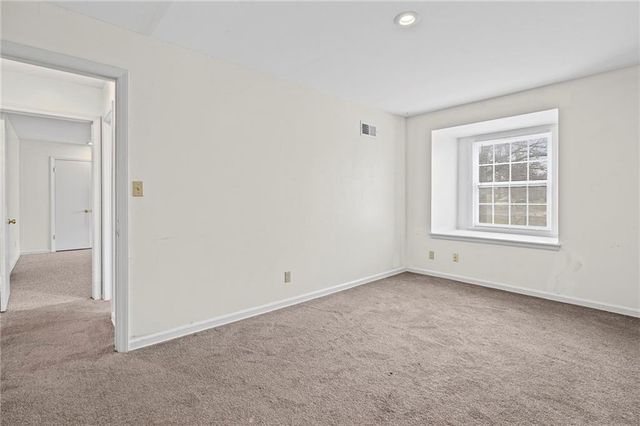 11415 Minor Drive, Kansas City, MO 64114