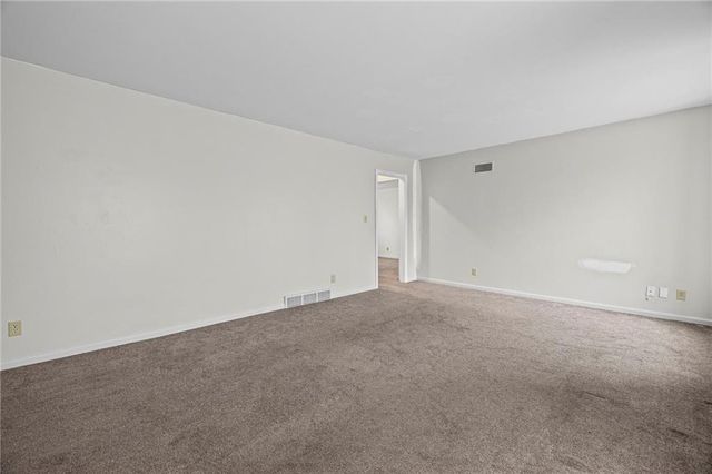 11415 Minor Drive, Kansas City, MO 64114