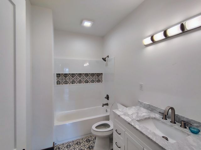 735 Hemingway Rd., Longs, SC 29568