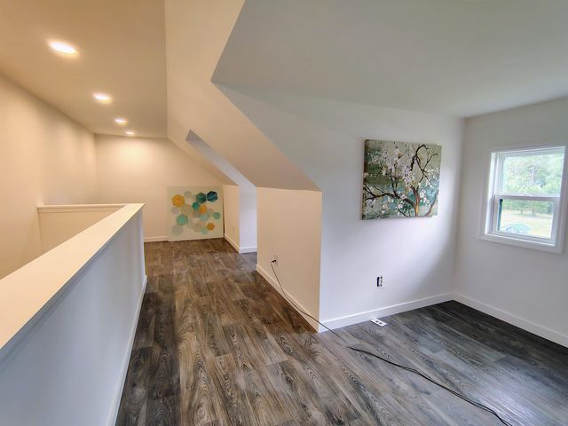 735 Hemingway Rd., Longs, SC 29568