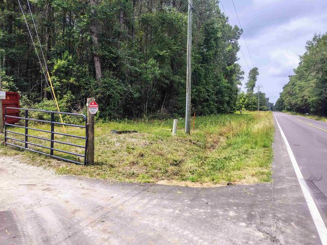 735 Hemingway Rd., Longs, SC 29568