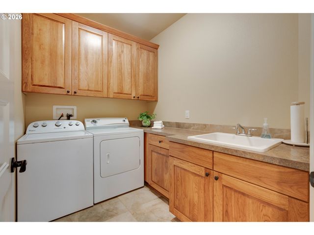 17730 Sw Pheasant Ln, Beaverton, OR 97003