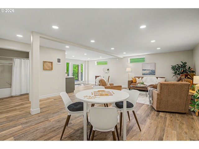 17730 Sw Pheasant Ln, Beaverton, OR 97003