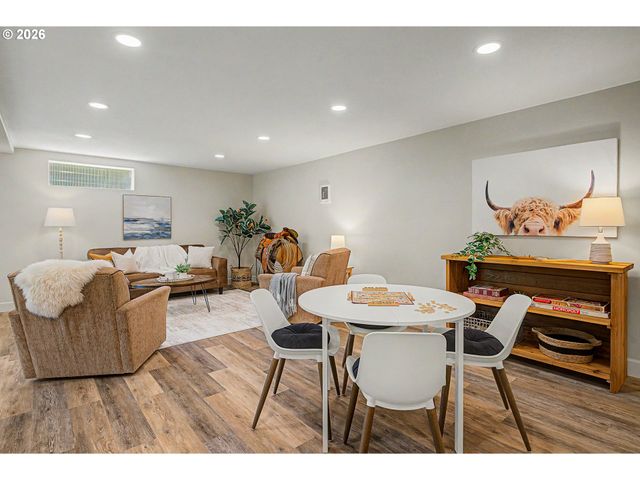 17730 Sw Pheasant Ln, Beaverton, OR 97003