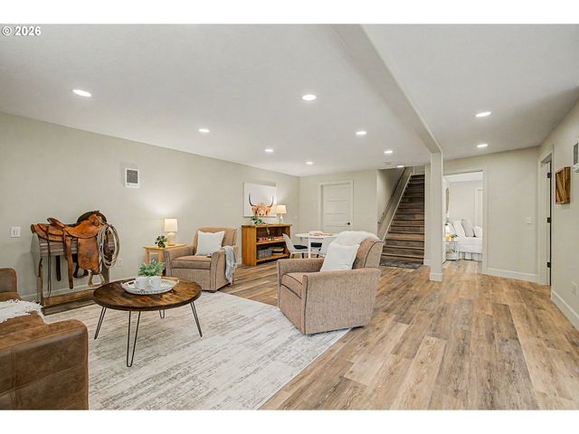 17730 Sw Pheasant Ln, Beaverton, OR 97003